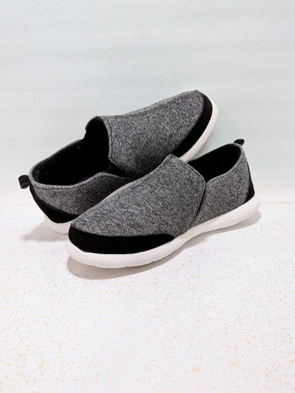 Isotoner Men’s Zenz Sport Knit Slip-On Slippers / Loafers | Size 12